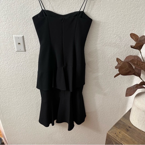 New Black Halo Barbados Slip Dress Ruffle Hem Black dress
size 0 - Picture 10 of 11